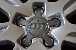 SET ROTI COMPLETE VARA ORIGINALE AUDI A4 8K B8 7.5J x 17 inch ET45