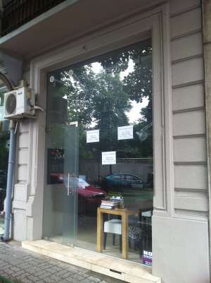 Inchiriez spatiu comercial in suprafata de 24 mp in Str B. Franklin (colt cu Magheru)