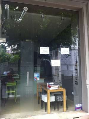 Inchiriez spatiu comercial in suprafata de 24 mp in Str B. Franklin (colt cu Magheru)