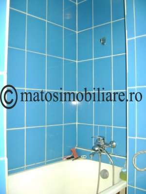 Vand apartament cu 2 camere,       Campina