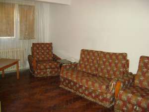 Vand apartament cu 2 camere,       Campina 4