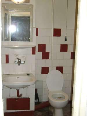Vand apartament cu 2 camere,       Campina 4