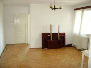 Vand apartament cu 2 camere,       Campina 6