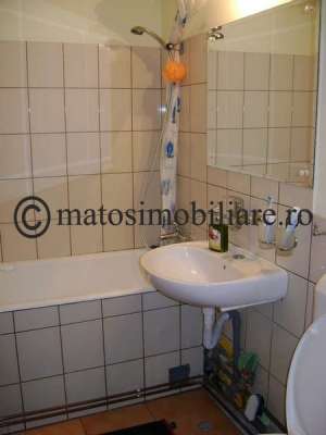 Vand apartament cu 2 camere,        Campina  8