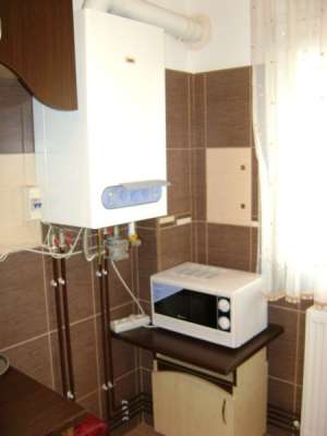 Vand apartament cu 2 camere,         Campina  9