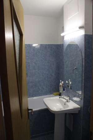 Proprietar inchiriez apartament 2 camere