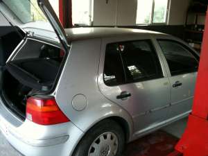 dezmembrez golf 4