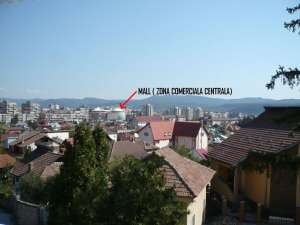 Vand apartament cu 3 camere,  decomandat,  renovat recent,  Pret Ieftin !!!