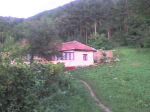 casa de  vanzare locuibila