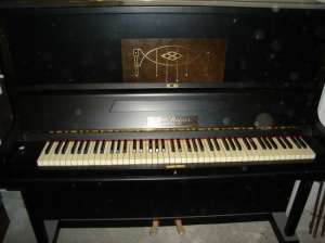RESTAURARE PIANE SI PIANINE