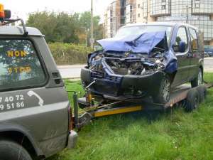 Tractari - Remorcari Auto non-stop