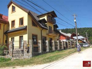 vanzare vila valea prahovei - azuga - schi sorica