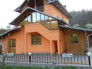 Vand casa de vacanta Arges