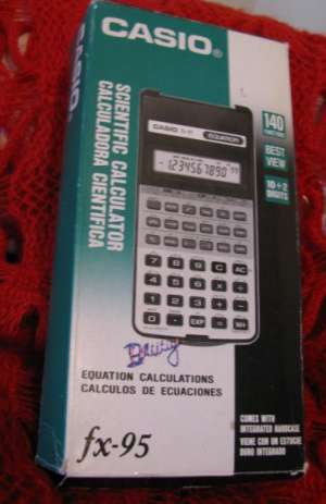 Vand Calculator Stiintific Casio fx-95