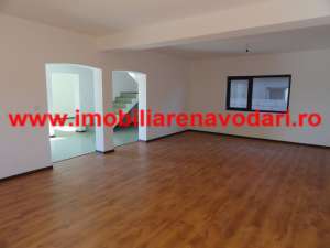 Navodari vila,  parter+ etaj,   90 mp / nivel