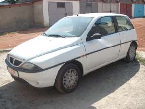 Vand Lancia 1997 pret avantajos
