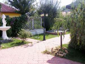 BRANESTI CASA INCHIRIERE