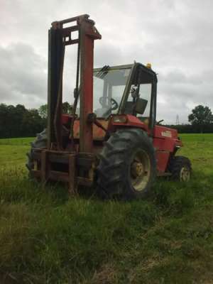 Stivuitor teren Manitou