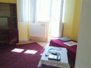 BC - Vand apartament 2 camere decomandat,  zona Narcisa