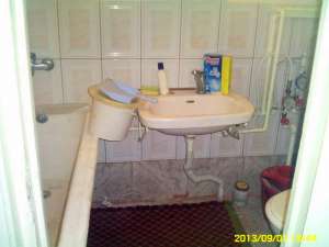 BC - Vand apartament 3 camere nedecomandat,  zona Orizont / Piata Sud, 