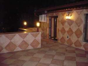 Decebal,  D+P+3 etaje,  suprafata 600 mp,  constructie noua,  compartimentata in 14 camere