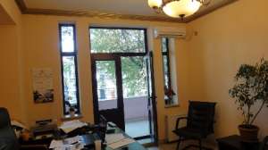 De inchiriat vila reprezentativa in zona Calea Plenvei,  compartimentata in 24 camere,  D+P+1+M,  su