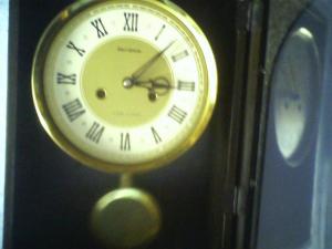 CEAS CU PENDUL PESTE 100 DE ANI