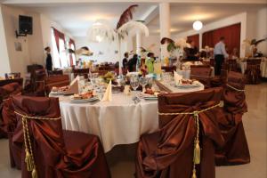 Organizare nunti,  evenimente festive, 