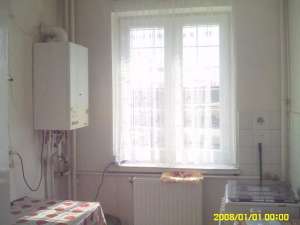 BC - Ofer spre inchiriere apartament 2 camere decomandat,  mobilat