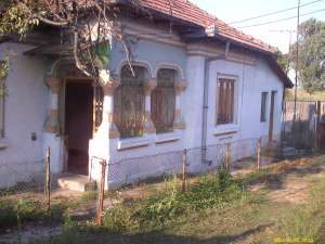 vand casa in satu nou,  comuna gradinari