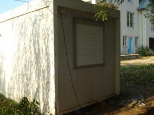 VAND CONTAINER BIROU
