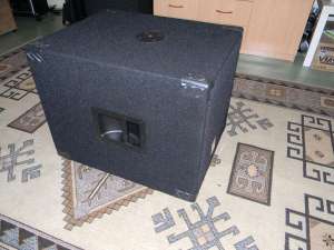 Vand 2 Subwoofere f puternice de 18" ,  800W real (1600W program si 3200W peak!) Eminence Omega Pro1