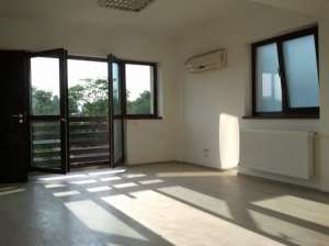 Vila de inchiriat in zona Lacul Tei,  constructie noua P+3 etaje,  suprafata 250 mp,  compartimentat