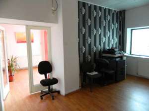 BC - Vand sau inchiriez spatiu comercial de 40mp in zona Tribunal, 