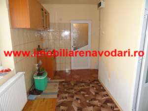 Navodari casa,   zona lac Tasaul