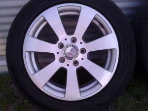 Jante cu anvelope Mercedes-Benz Clasa C-16�