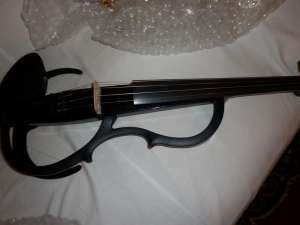 Vioara YAMAHA silent violin model sv150 (VN)