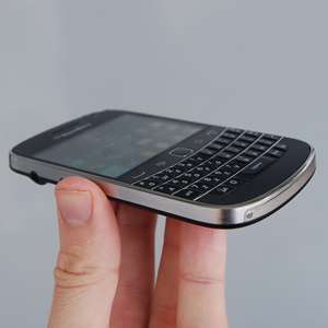 BLACKBERRY BOLD TOUCH 9900 PREMIERA!!! 1600 lei