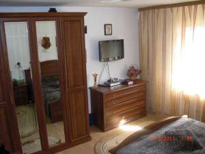 Vand apartament 4 camere, Busteni