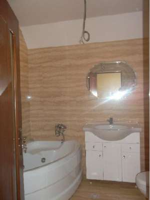 Casa constructie noua,     zona Bradet