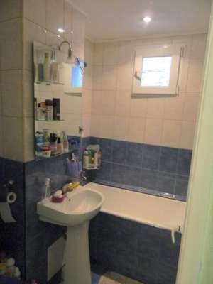 BACAU ** VAND URGENT APARTAMENT CU 3 CAMERE COMPLET RENOVAT