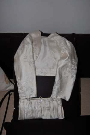 Ieftin!Vand rochie mireasa deoasebita,  accesorii cadou,  550neg
