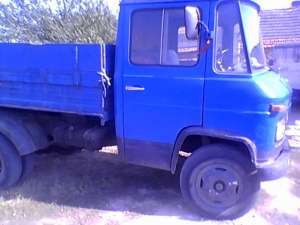 autoutilitara mercedes benz