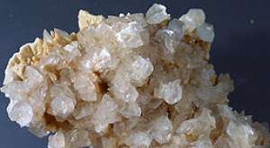 SALES  MICA,  CAOLIN,  FELDSPAT,  CUART,  RIOLIT,  DOLOMITE,  BENTONITE,  ALBASTRU,  GRAFIT,  DIATOM