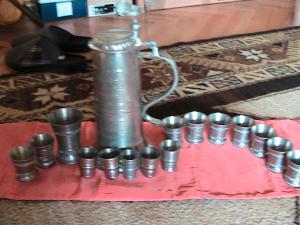 Vand set format din 15 cupe si 1-buc carafa Zinn SKS