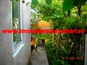 casa Navodari,   2 decomandate