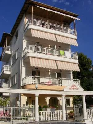 Grecia-Olympic Beach,      Vila Akropolis