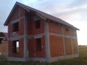Casa cu mansarda Santandrei