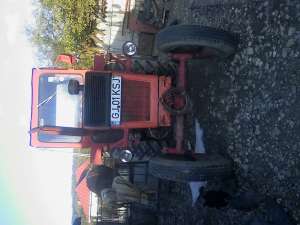 Vand tractor u650 +plug 3 discuri
