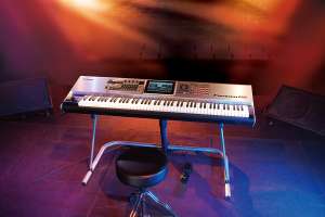 CLAPA ROLAND FANTOM G8
